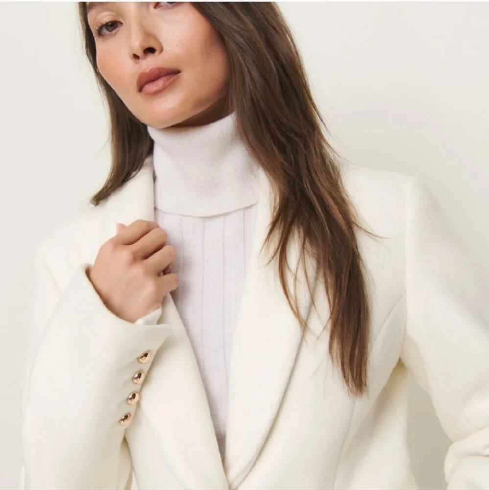 New Reformation Eden Nipped Waist Coat White - Picture 6 of 10